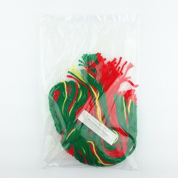 Needlecraft Shop Christmas Trimmings Traditional Trimmings Plastic Canvas - Picture 5 of 7